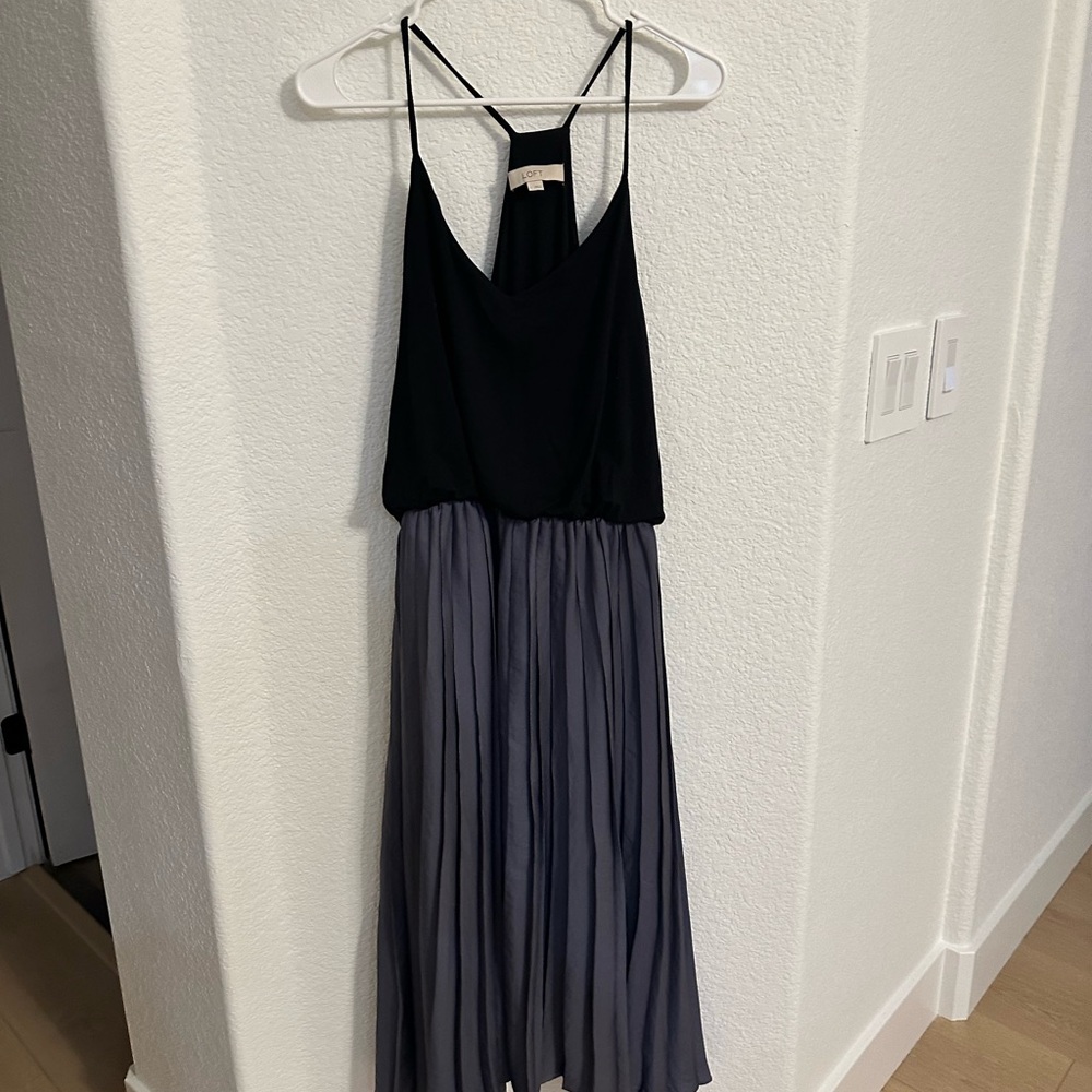 Elegant Black and Gray Women's Dress